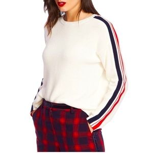 Court & Rowe Women’s White Long Sleeve Side Stripe Knit Sweater Size Medium